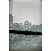 Estrées. 9-1916. Avant train d'un camion allemand. [légende d'origine]