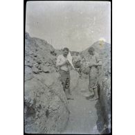 Fay. 9-1916. La toilette. [légende d'origine]