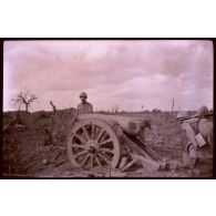 Estrées. Septembre 1916. 150 boche. Lieutenant Gautier, s/m Leclercq. [légende d'origine]