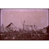 Fay. 10-16. L'église. [légende d'origine]