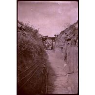 Fay. Le chemin creux N. 10-16. [légende d'origine]