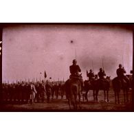 La revue au château Saint-Georges, juillet 1916. [légende d'origine]