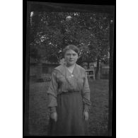 [Portrait de femme].