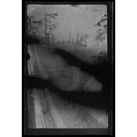 [Juillet 1916. Cote 200. Transporteur, système d'évacuation des gravats d'une sape mis au point par Jacques Tournadour d'Albay].