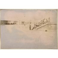 [Saint-Cyr : la cour].