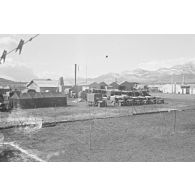Ecole de Batna. [légende d'origine]