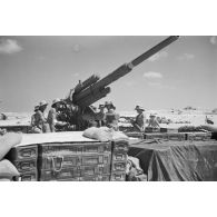 A proximité ou à Marsa Matruh, une batterie de DCA de 8,8 cm FlaK 36 L/56.