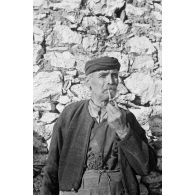 Portrait d'un habitant de Xidas.