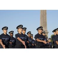 Sur la place de la Concorde, l'administration pénitentiaire répète le défilé à pied du 14 juillet.