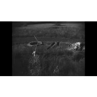 [Compilation d'images : paysages du front.]