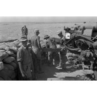 Une pièce de 8,8 cm FlaK de la 2e batterie du FlaK I./33.