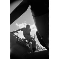 Gros plan sur l'Oberfeldwebel Richard Heller du Zerstörergeschwader 26 Horst Wessel (ZG.26).