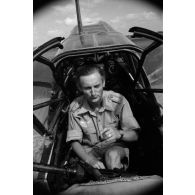 Portrait du radio-mitrailleur à bord du Messerschmitt Bf-110 de l'adjudant-chef (Oberfeldwebel) Richard Heller du Zerstörergeschwader 26 Horst Wessel (ZG.26).