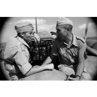 Portrait du radio-mitrailleur à bord du Messerschmitt Bf-110 de l'adjudant-chef (Oberfeldwebel) Richard Heller du Zerstörergeschwader 26 Horst Wessel (ZG.26).