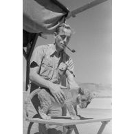 La mascotte baptisée "Whisky", un bébé lion.