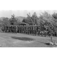 Un mariage par procuration d'une unité de l'armée de terre allemande installée dans le sud de la Grèce.