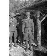 Un mariage par procuration d'une unité de l'armée de terre allemande installée dans le sud de la Grèce.