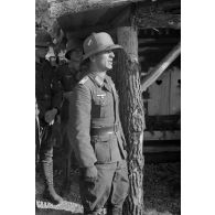 Un mariage par procuration d'une unité de l'armée de terre allemande installée dans le sud de la Grèce.