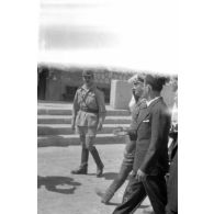 Le général Erwin Rommel visite de l'oasis de Siwa.