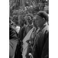 Rommel visite l'oasis de Siwa, rencontre avec les autorités locales.