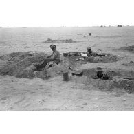 Poste de communication d'une batterie de 4 canons de 8,8 cm Flak sur le front d'El Alamein.