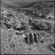 Patrouille d'une harka en Oranie.