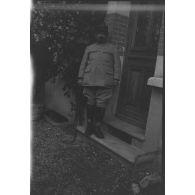 [Portrait de lieutenant du 319e régiment d'infanterie, s.d.]