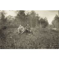 [Portrait de deux soldats, s.d.]
