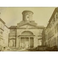 [Eglise de style classique (XVIIIème) en ruines, s.d.]