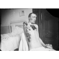 [Portrait d'un blessé amputé d'un bras, s.d.]