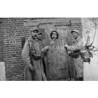 [Portrait de groupe humoristique, s.d.]