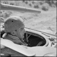 Portrait d'un membre d'équipage de M24 Chaffee.