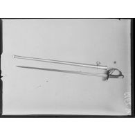 Paris, musée de l'Armée, sabre d'officier de Dragons. [légende d'origine]