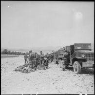 Un groupe de commandos de l'Air, département d'Aumale.