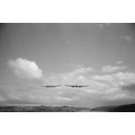 Deux chasseurs lourds Messerschmit Bf-110-C4 du Jagdgeschwader 5 (13-JG-5 Z) en vol.