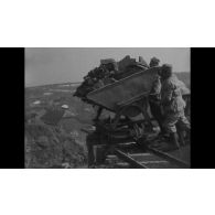 [Génie : exploitation de carrière, ponts provisoires.]