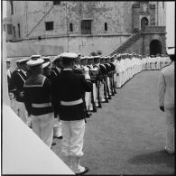 Cérémonie à l'amirauté d'Alger.