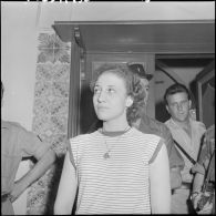 Zohra Drif capturée au côté de son compagnon Yacef Saadi, chef du front de libération national (FLN) de la zone autonome d'Alger.