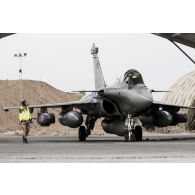 Opération Chammal: Préparatifs d'un raid aérien en Jordanie.