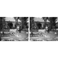 254. Saïgon. Petit logement colonial. [légende d'origine]