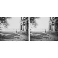 214. Escale à Colombo (Ceylan). Les casernes anglaises. [légende d'origine]