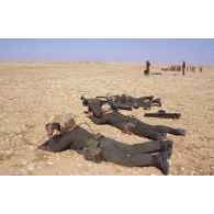 Démonstration des soldats français lors d'un exercice franco-égyptien de tir sur lance-missiles Milan.
