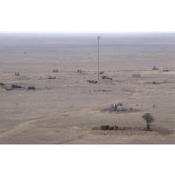 Vue aérienne d'installations radar irakiennes détruites aux abords de la base aérienne d'Al Salman.