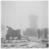 Les troupes dans la neige.