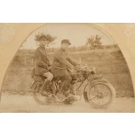 1929. Camp du Larzac. Aveyron. manoeuvres. [légende d'origine]