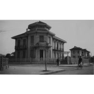 Au Tonkin. Nam Dinh. [légende d'origine]