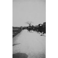 Au Tonkin. [légende d'origine]