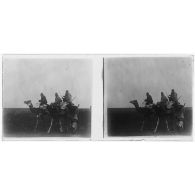 3 fidèles goumiers du lieutenant Laibe. [légende d'origine]<br>