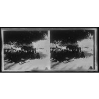 Marché au Dohomey - vendeuses sous un arbre (flamboyant). [légende d'origine]