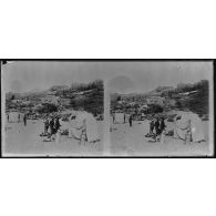 Arrivée au puits de Timissao - milieu du Sahara. [légende d'origine]